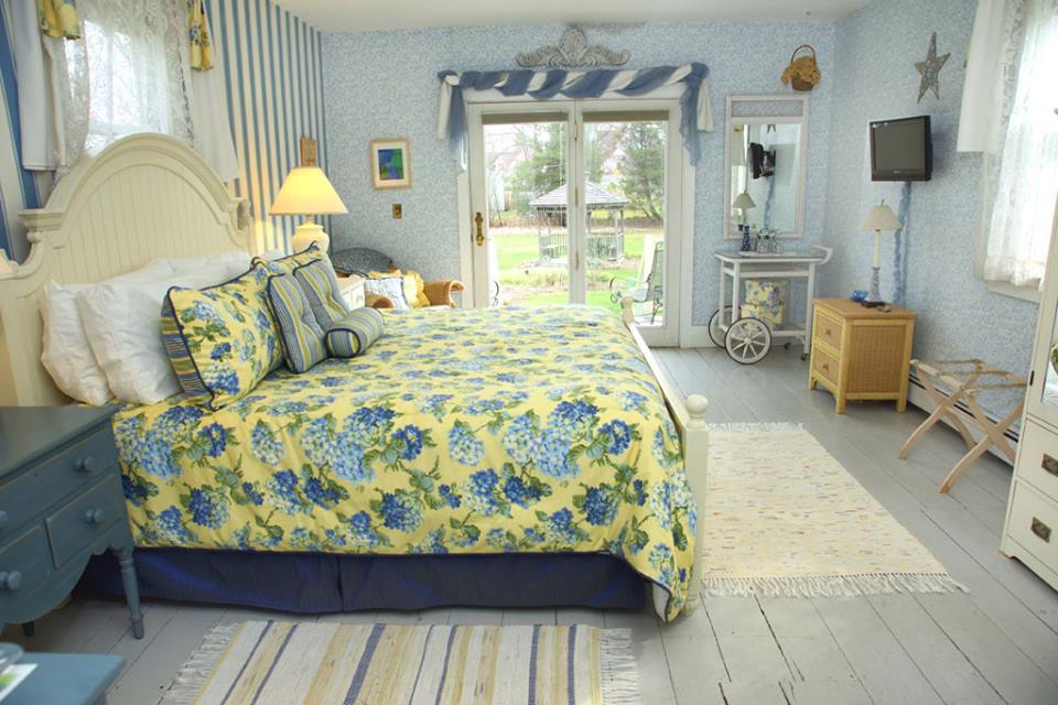 LimeRock Inn