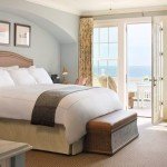 50 Great Winter Getaways From NYC 008095 03 ocean view bedroom e1425517136350