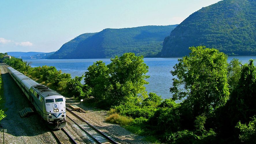 metro north hudson line stops