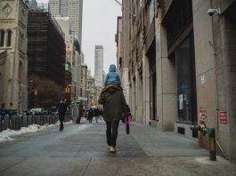 5 Must-Read NYC Travel Books For The Family – You Should Get This Year New york Travel Books For The Family