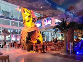 Visiting Margaritaville Times Square Restaurant: My First-Ever Margarita Margaritaville new york