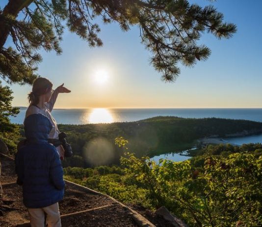 Discovering the Serenity of Maine’s Wilderness: Tips for Seaside Strolls, Hikes and Kayaking Discovering the Serenity of Maine's Wilderness