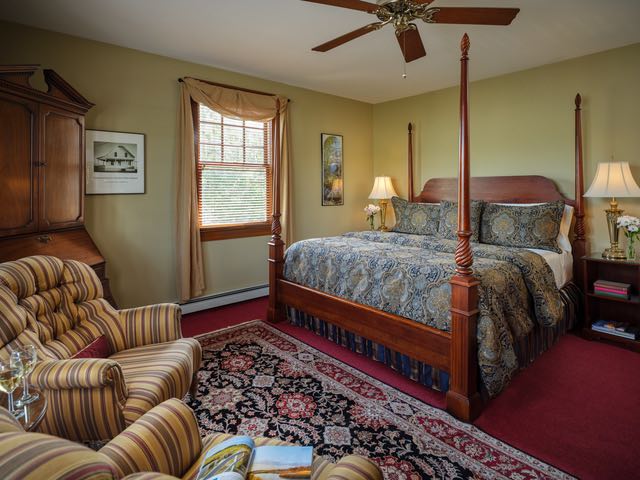 guestroom at Palmer House Inn