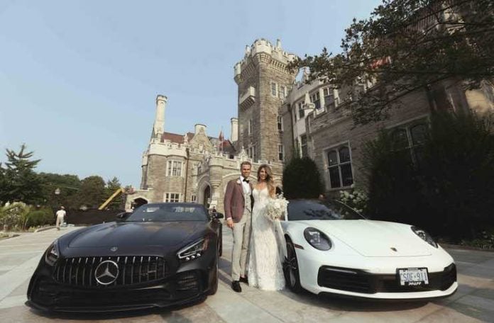 bride and groom in weddingmoon in toronto bride and groom in weddingmoon in toronto