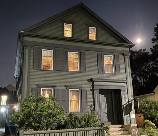 The Best Haunted Tours in America for a True Ghost Experience The Lizzie Borden House – Haunted Tours in America Copyright US Ghost Adventures