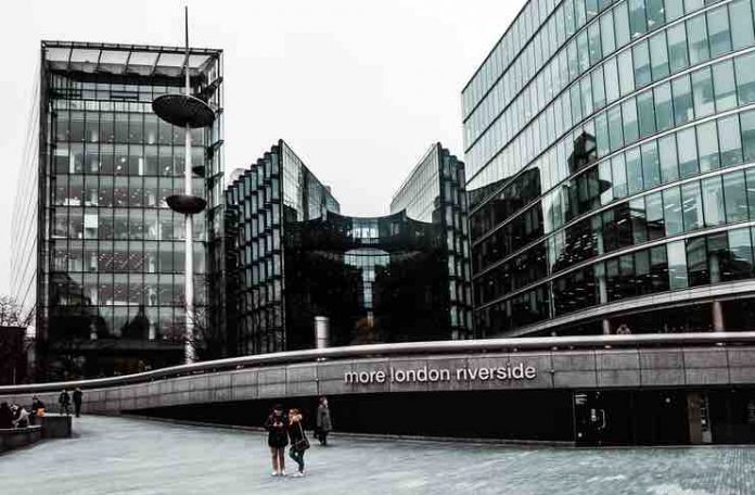 London Travel Guide For First-Timers 2 London Travel Guide For First-Timers 2