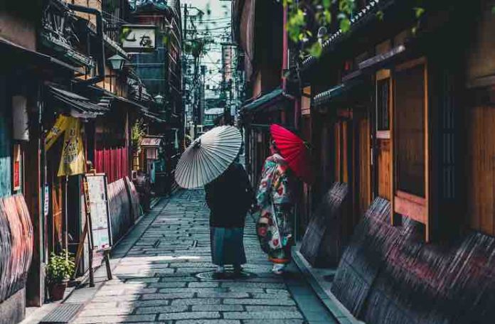 Travel Etiquette Tips and Rules For Your Trip In Asia Travel Etiquette Tips and Rules For Your Trip In Asia