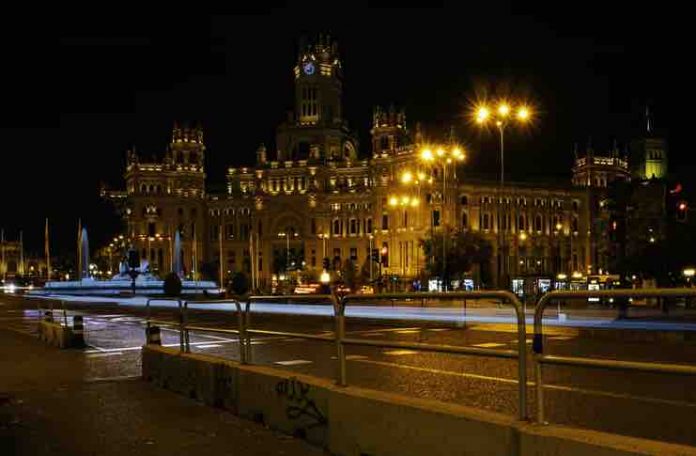 Beautiful Buildings in Madrid