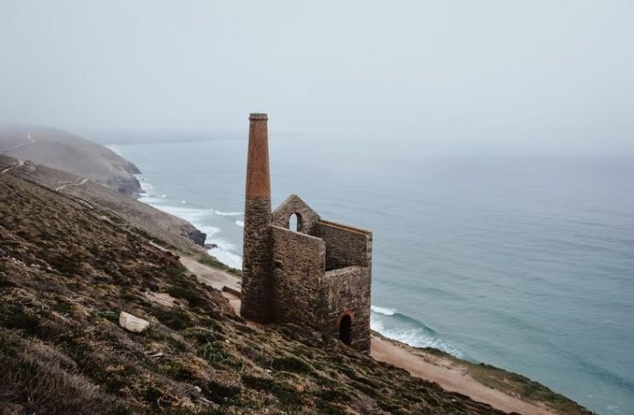 Must-See Historical Places in Cornwall Must-See Historical Places in Cornwall