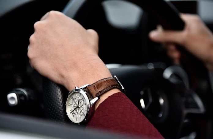 Best Watches for Globetrotters