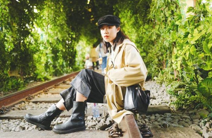 How To Look Fashionable When Travelling