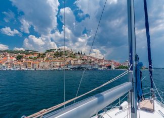 The Best Yacht Charter Destinations in Croatia for a Romantic Honeymoon