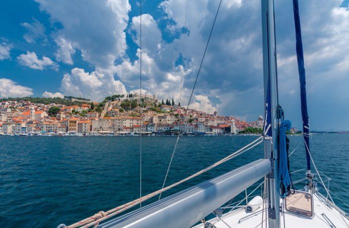 The Best Yacht Charter Destinations in Croatia for a Romantic Honeymoon