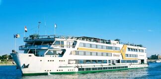 nile cruiser in egypt