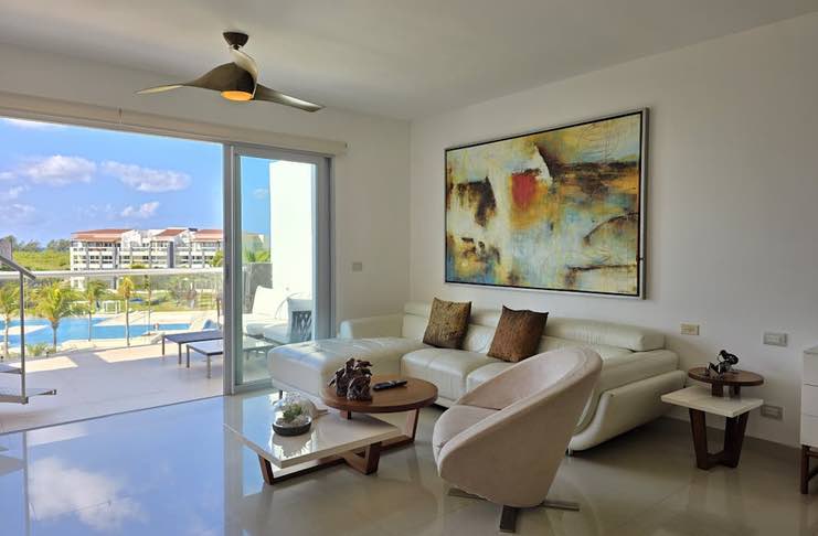 Vacation Home Corner: The Condo Looks Perfect, But What Are the Fees, Flaws, and Fine Print Hiding?